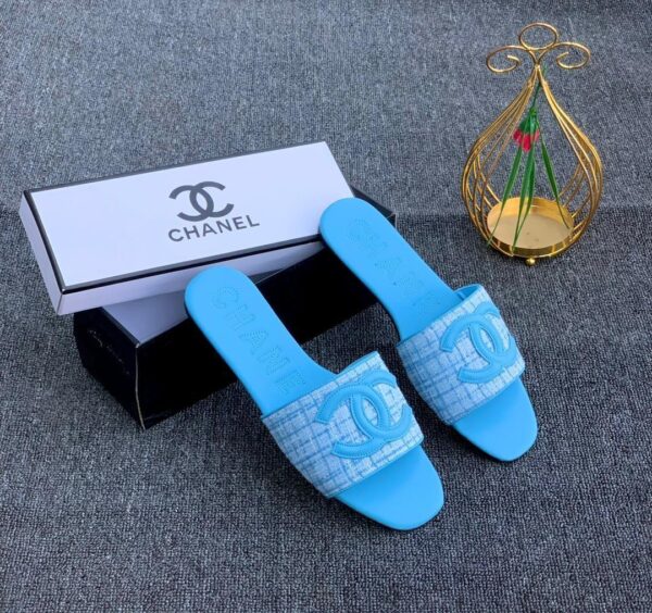 slippers