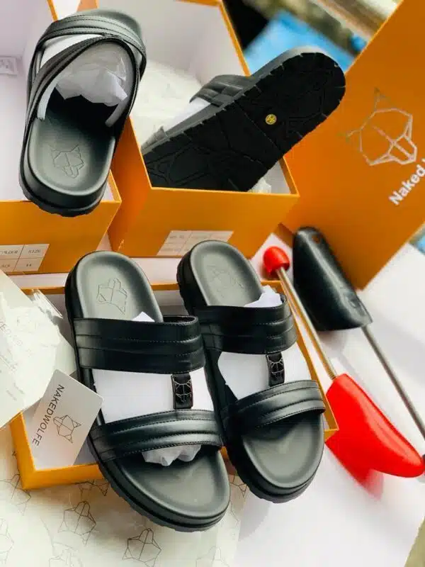 men’s trendy slippers