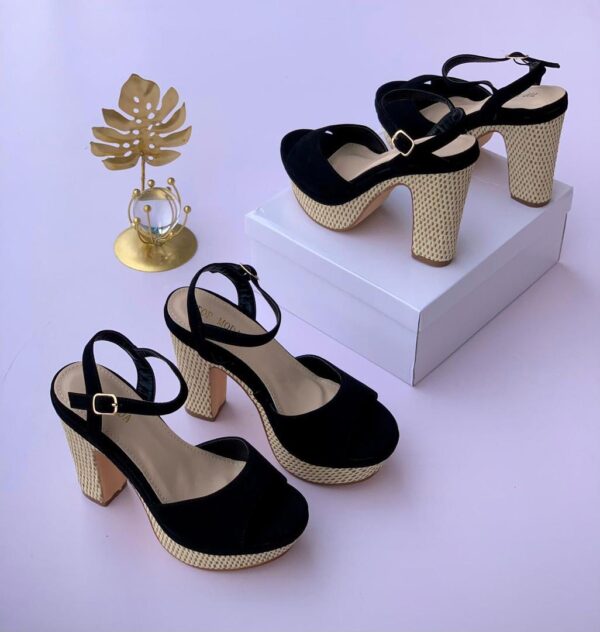 HEELS