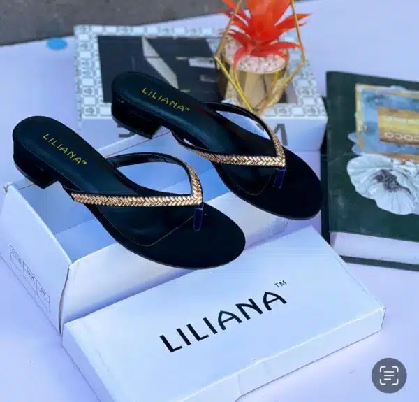 slippers