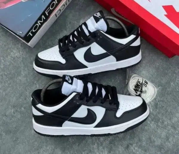 nike dunk low sneakers