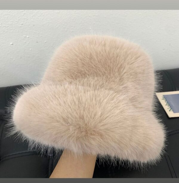 stylish fur hat for ladies