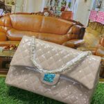Jumbo Chanel1