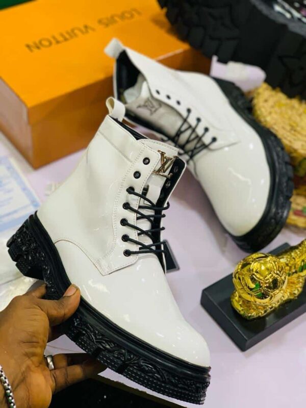 HIGH QUALITY BOOT FOR MEN