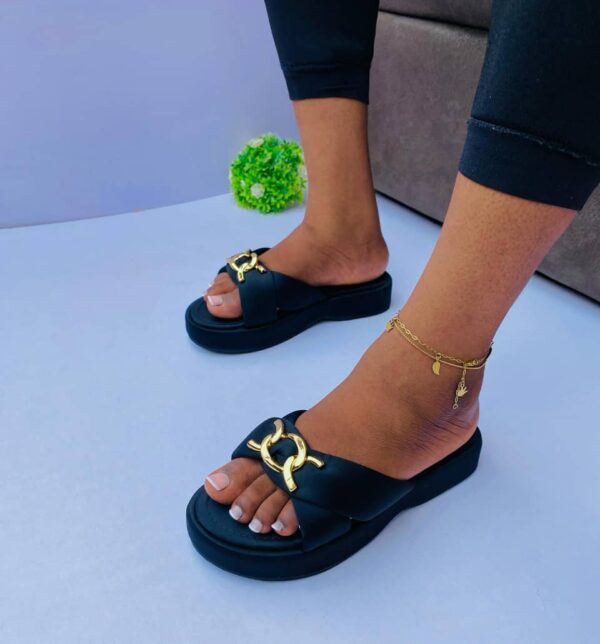 zara slippers2
