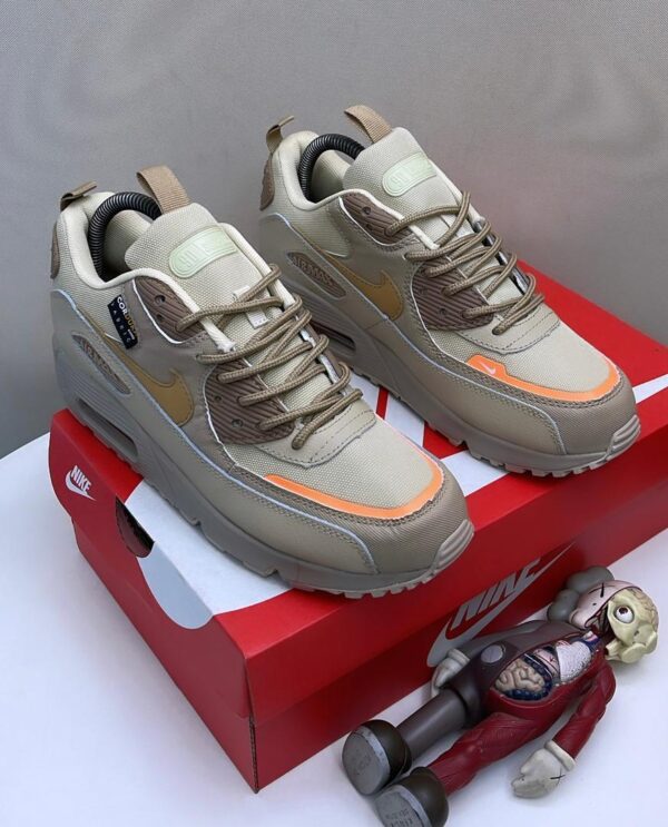 max 2