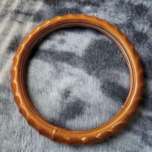 steering wheel brown