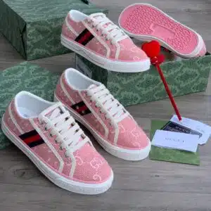 SNEAKERS FOR LADIES