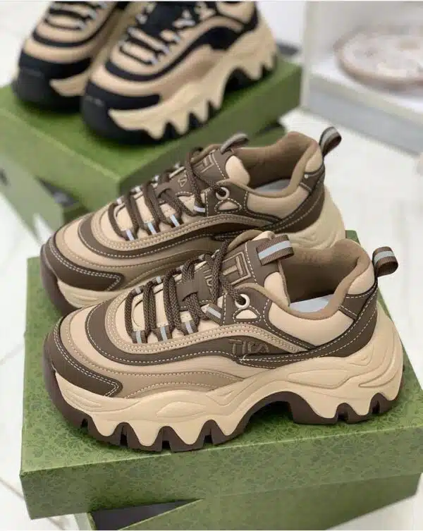 chunky sole unisex sneakers