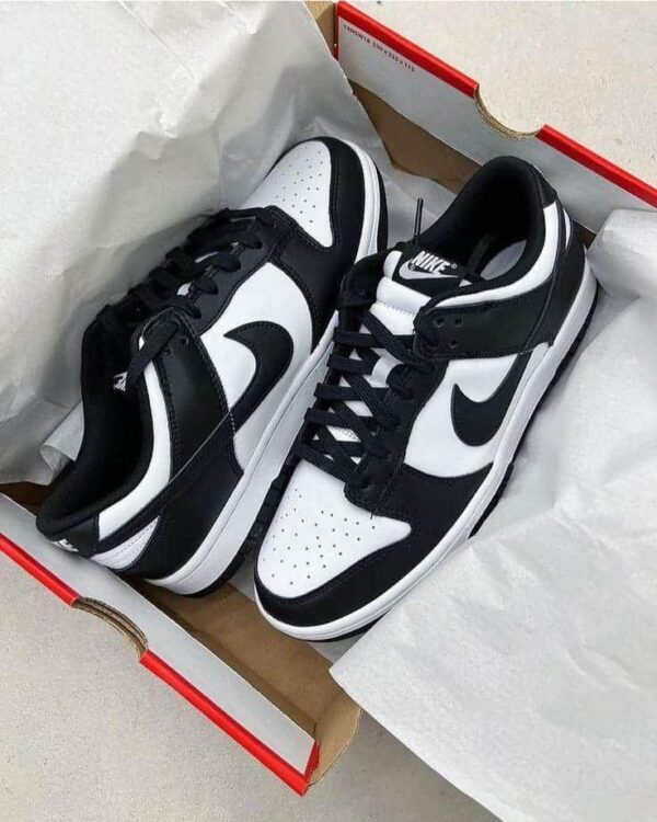 unisex low-cut sneakers