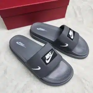 TRENDY MEN'S SLIDES