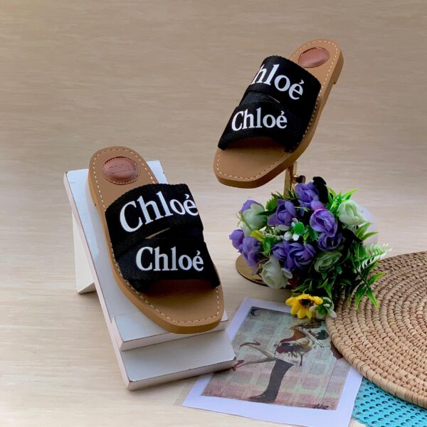 chloe 4