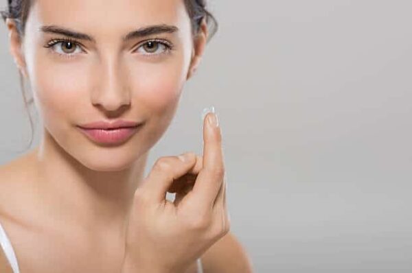 sb white contact lens