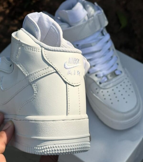trendy air force 1 sneakers