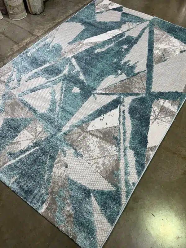 classy patterned center rug