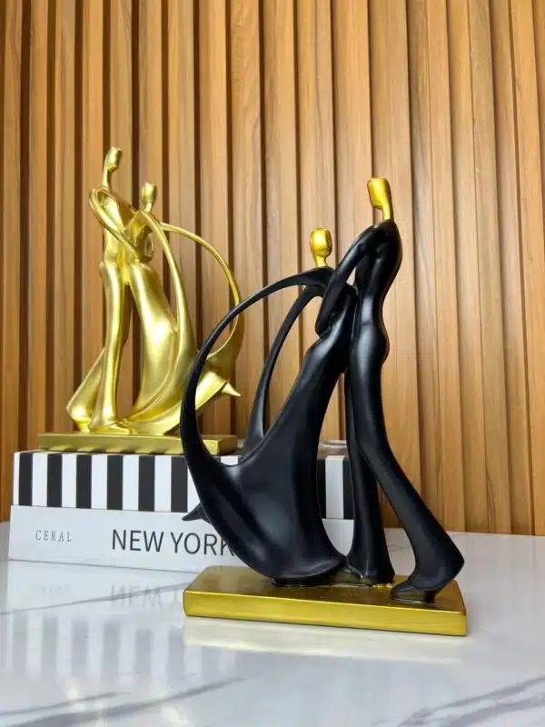cute dancing couple figurine