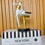 Snooker Man Figurine Decor