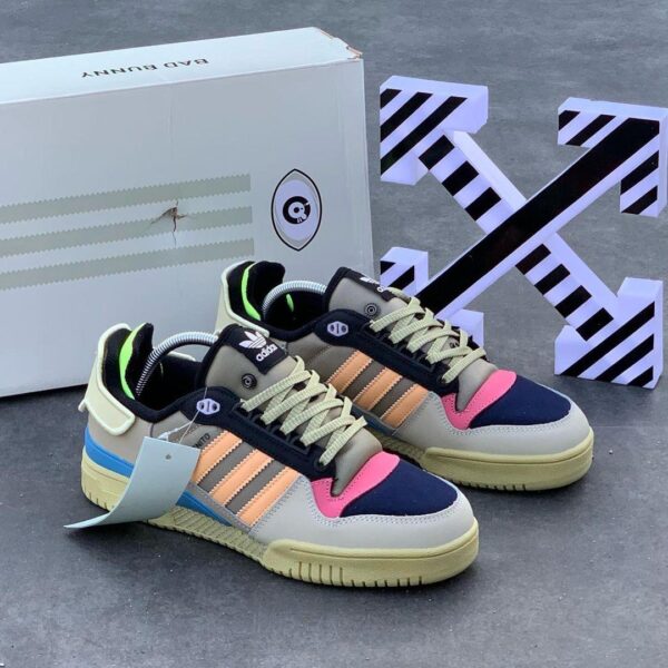 low cut unisex sneakers