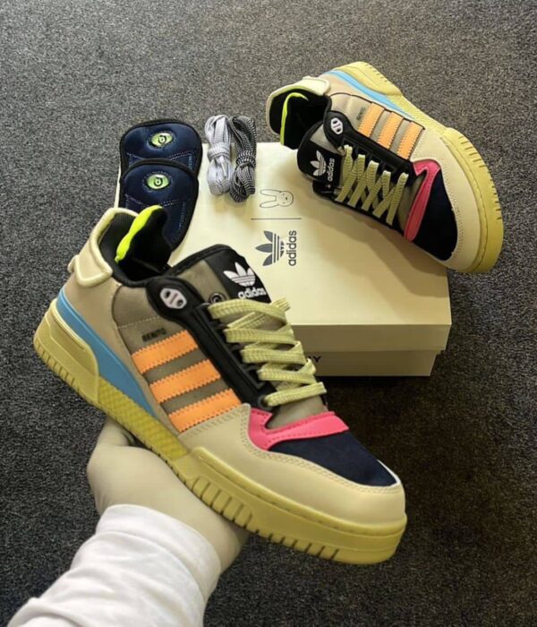 low cut unisex sneakers