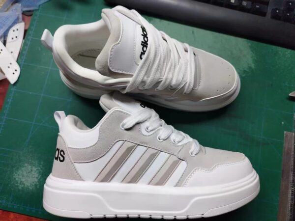 fashionable men sneakers