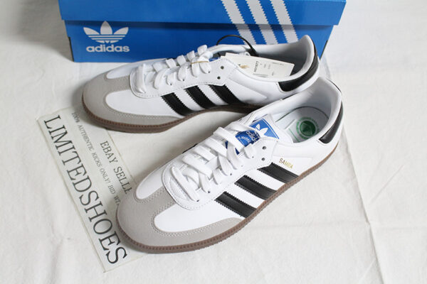 breathable unisex sneakers