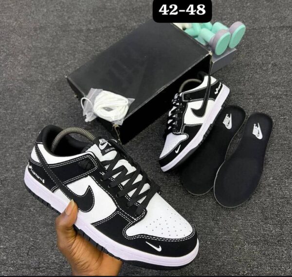 unisex sneakers