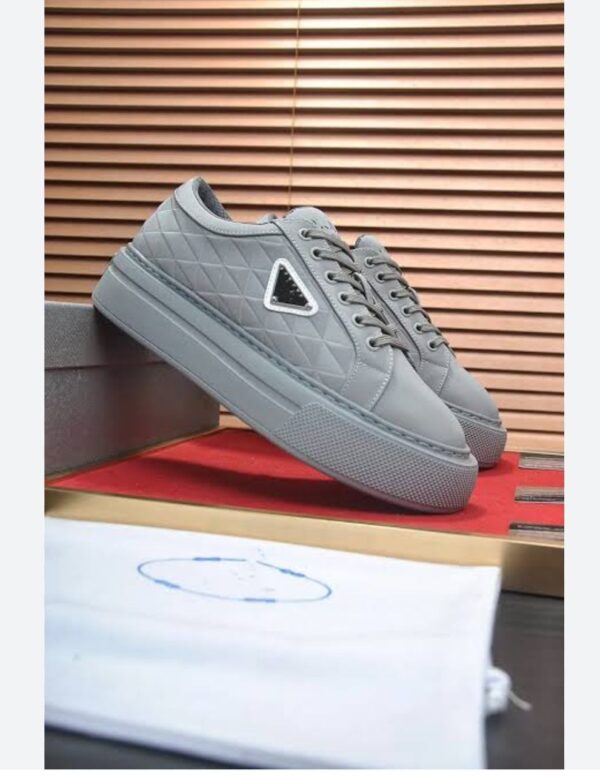 trendy fashion sneakers
