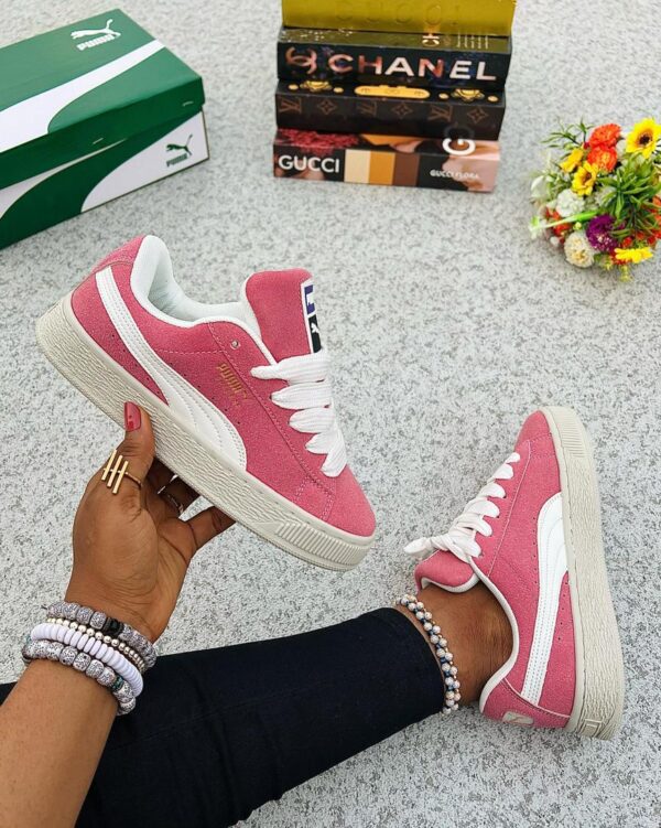 casual unisex suede sneakers