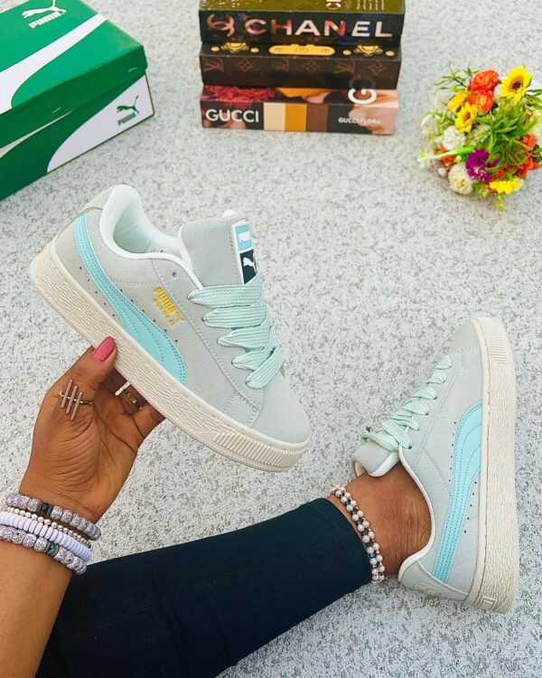 casual unisex suede sneakers