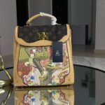 Women's Retro Style Back Pack