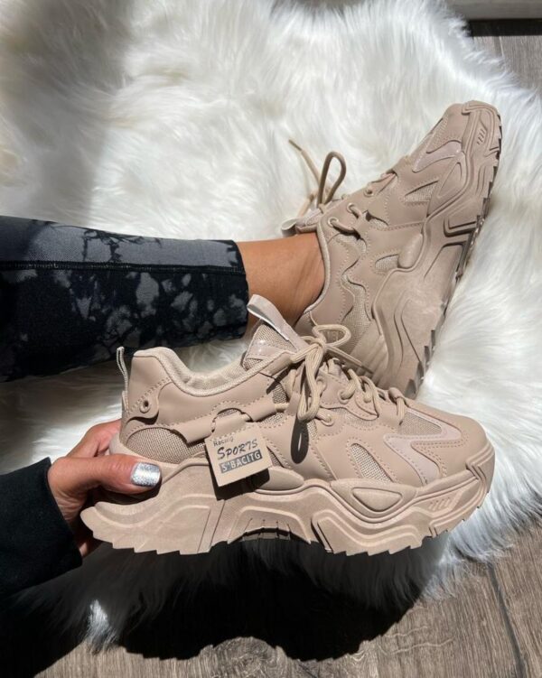 women leisure sports chunky sneakers