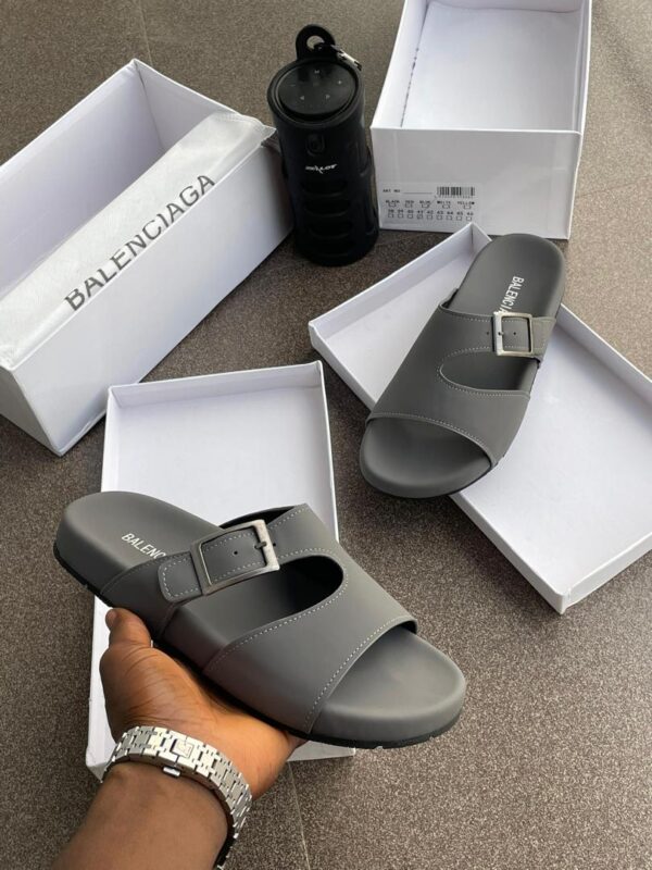 men fashion pam slippers