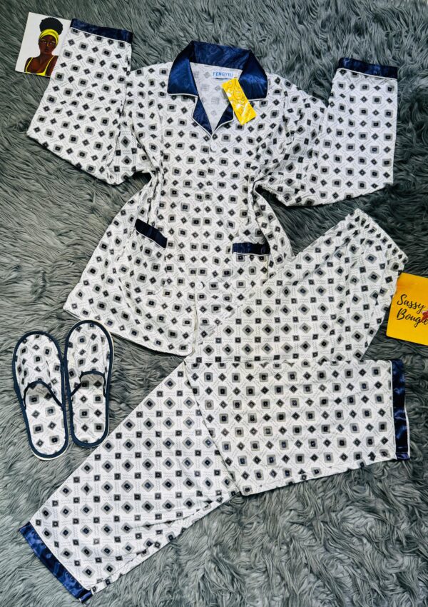 unisex 3pcs slippers and pyjamas