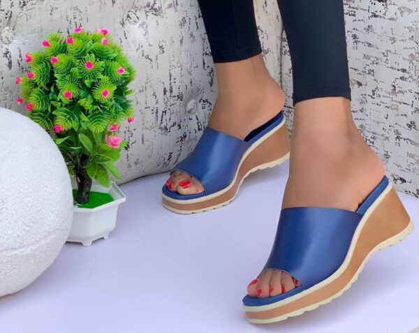 casual women wedged slippers