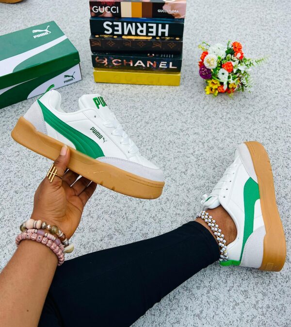 unisex low-top lifestyle leather sneakers