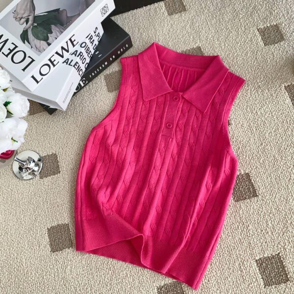 knitted sleeveless top