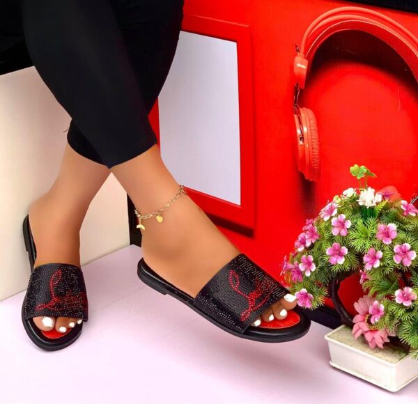 ladies studded slippers