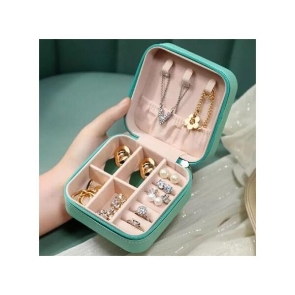 jewellery and accessories box1