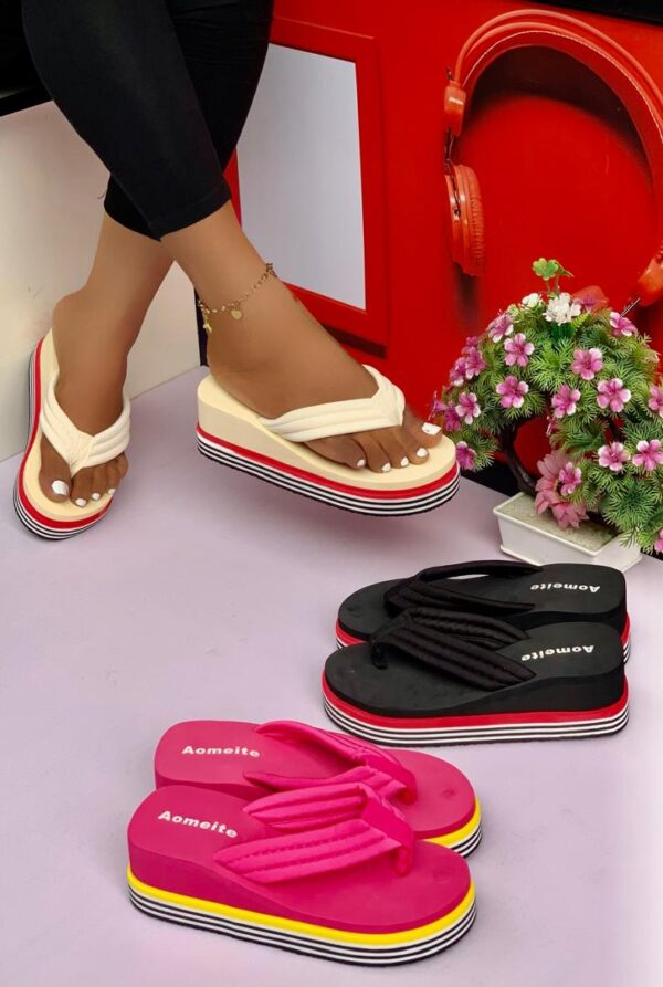ladies wedge flip flop slippers