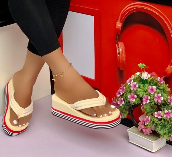 ladies wedge flip flop slippers