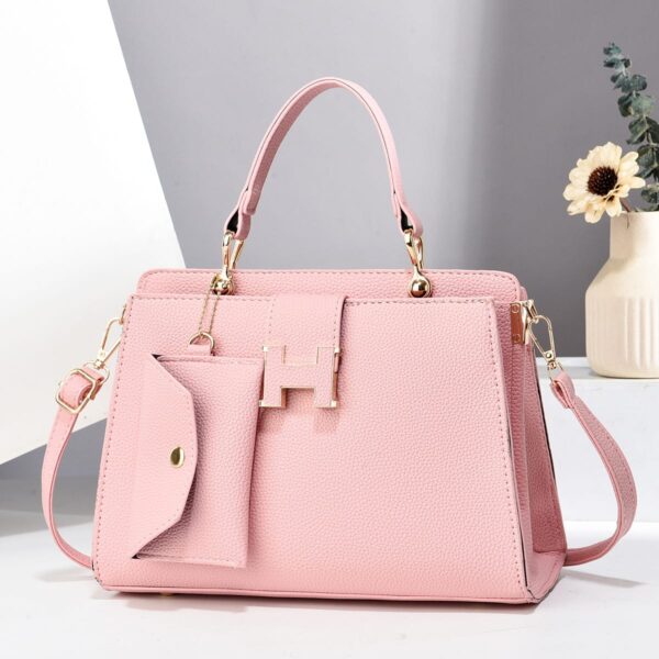 ladies leather shoulder handbag