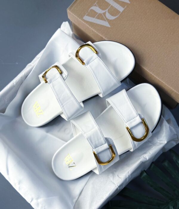 double strap buckle flat