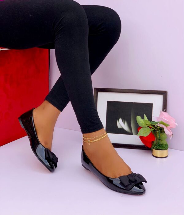bow ballet flats