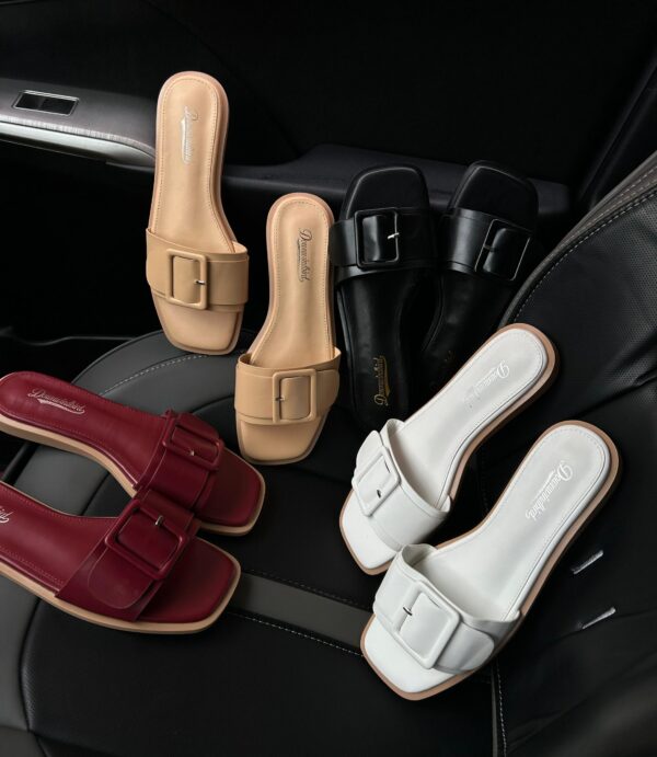 flat slides with buckles