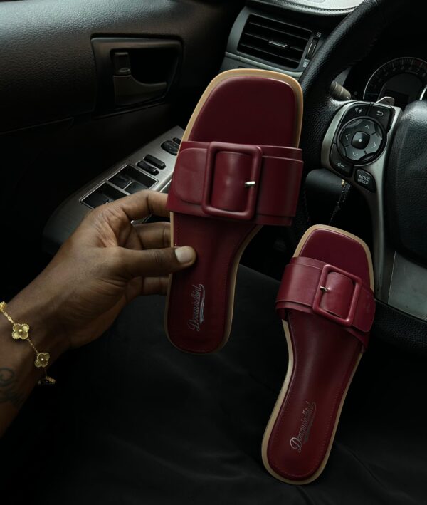 flat slides with buckles