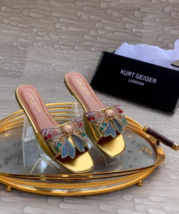 ladies bow designed slippers