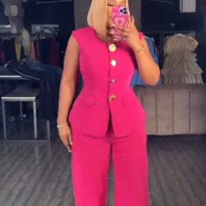 women sleeveless blazer and pants set