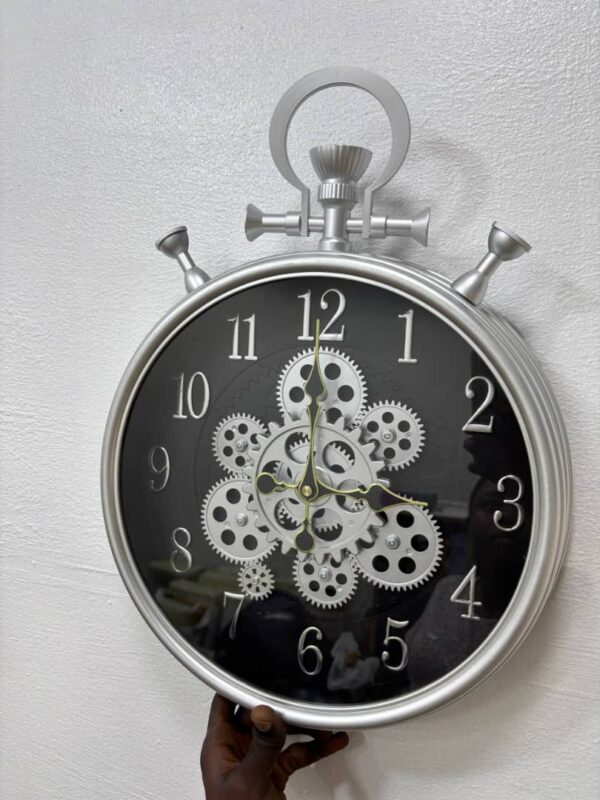 anchor clock with rotor gears