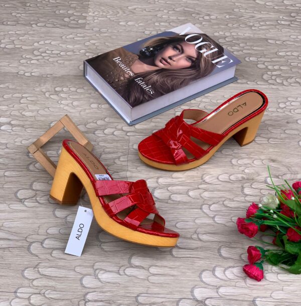 ladies wedge heel slippers