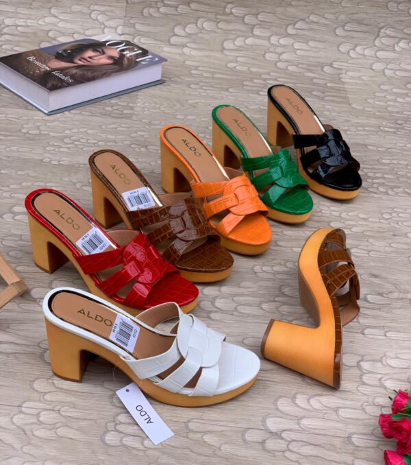 ladies wedge heel slippers